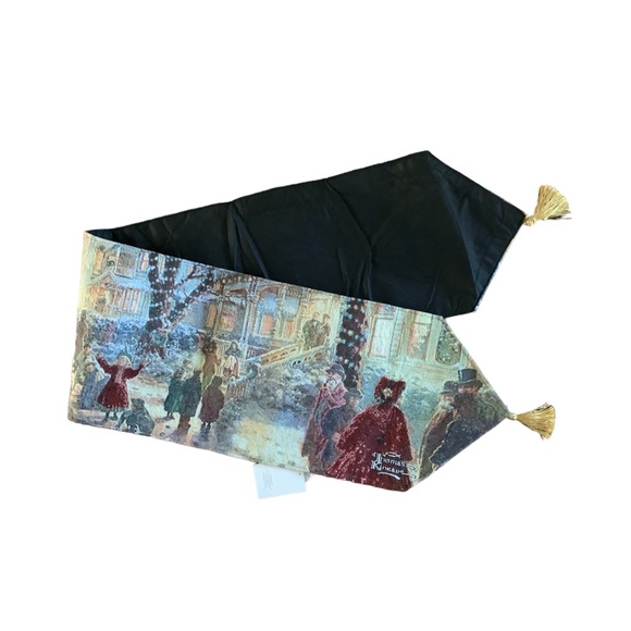 NWT Thomas Kinkade A Victorian Christmas Carol 2011 Lighted Runner - Picture 3 of 15